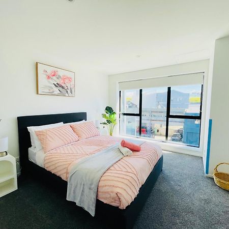 Walking Distance To Riverside Market & Hospital Christchurch Extérieur photo