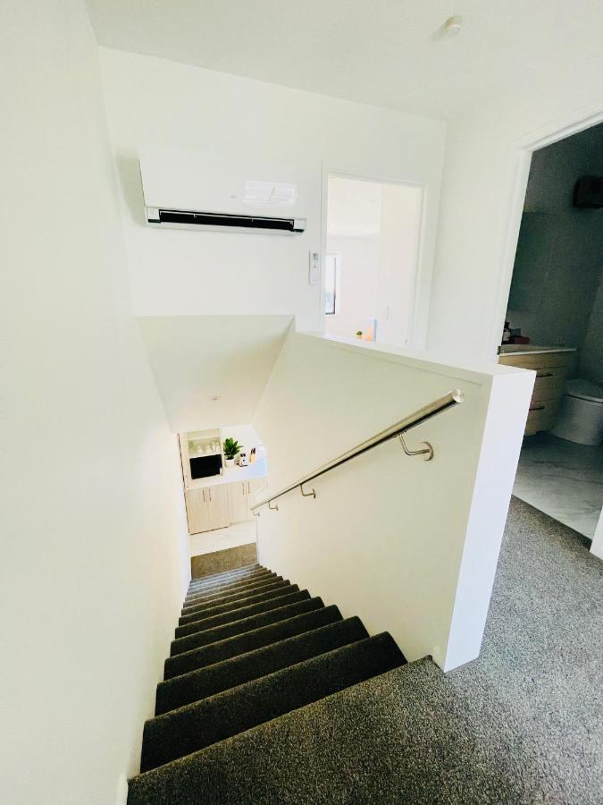 Walking Distance To Riverside Market & Hospital Christchurch Extérieur photo