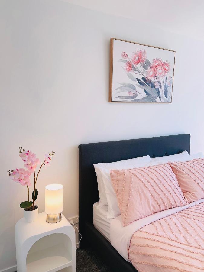 Walking Distance To Riverside Market & Hospital Christchurch Extérieur photo