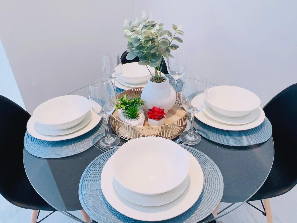 Walking Distance To Riverside Market & Hospital Christchurch Extérieur photo